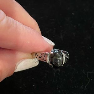 Black star dopside ring